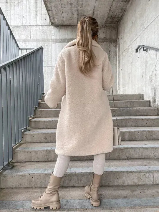 Aksamitny płaszcz z długim rękawem Calvin Klein® 2023 na jesień/zimę